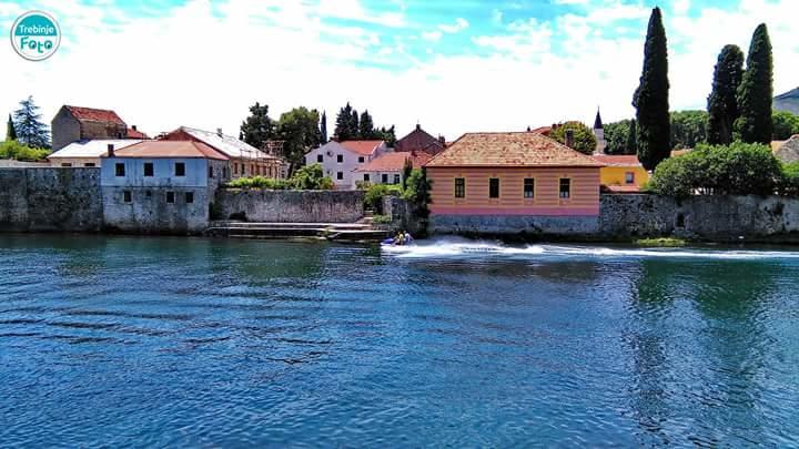 Apartman Park Trebinje Zewnętrze zdjęcie